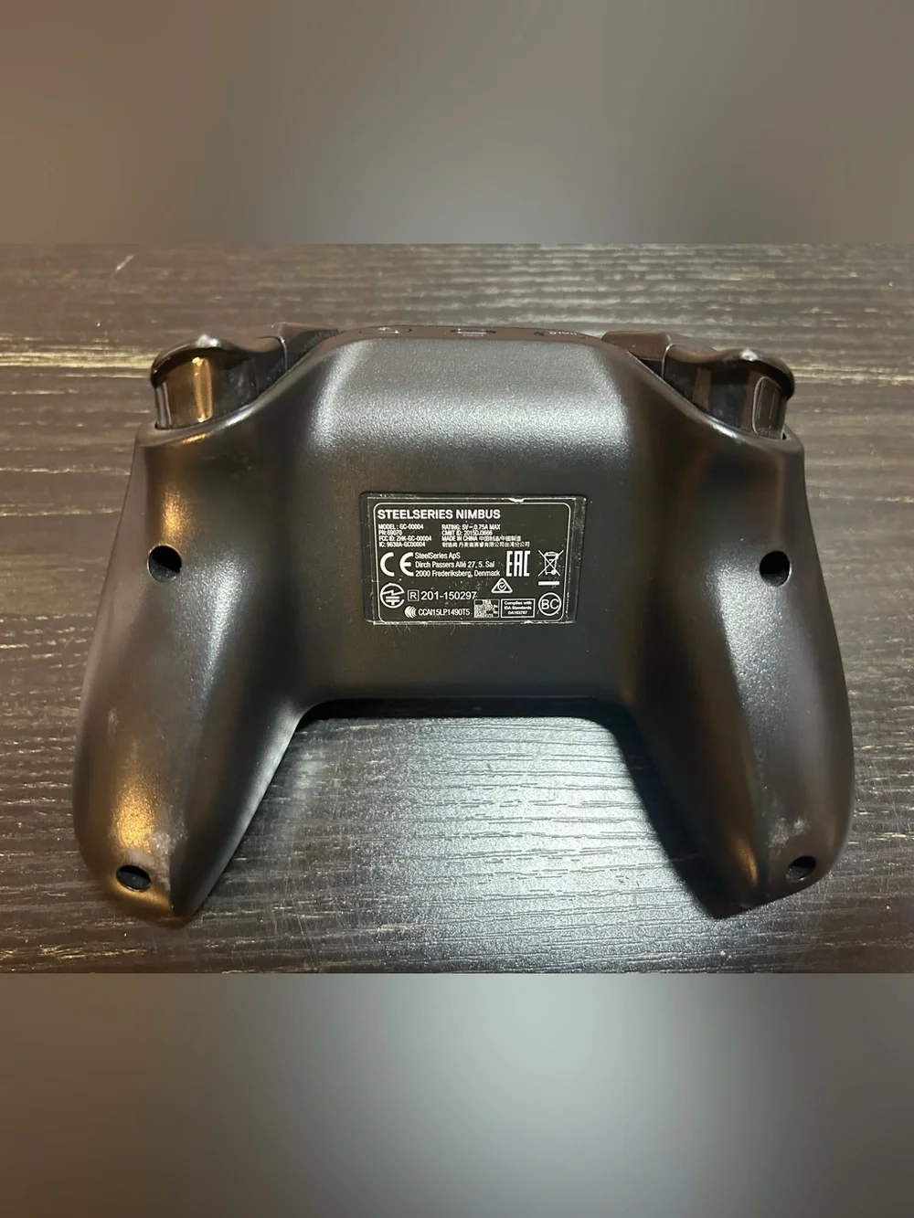 SteelSeries Nimbus Gaming Controller GC-00004 for Apple TV/iPhone/iPad/Mac